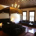 Hotel Otantik &