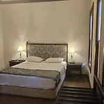 Hotel Otantik &