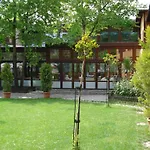 Otantik &