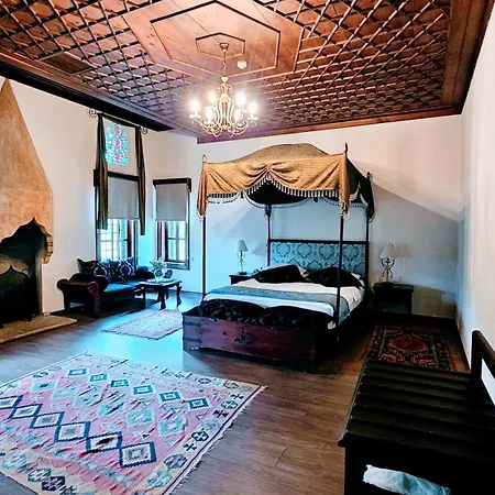 Hotel Otantik &