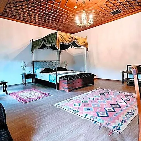 Otantik & Hotel 4*