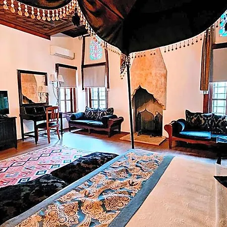 Hotel Otantik & 4*