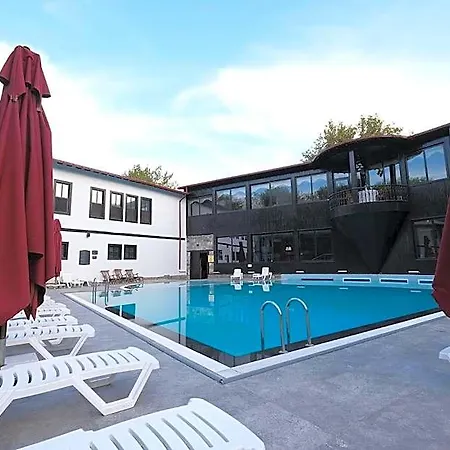 Hotel Otantik &