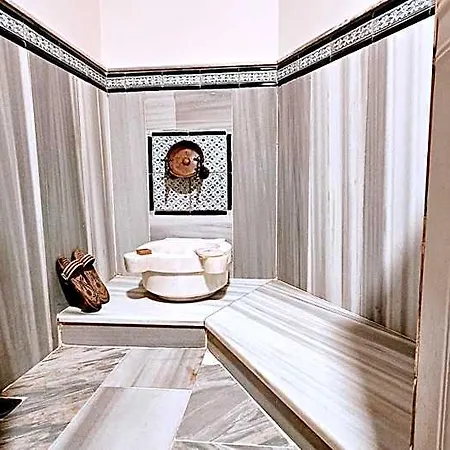 Hotel Otantik &