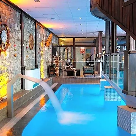 Hotel Otantik &