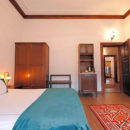 Hotel Otantik &